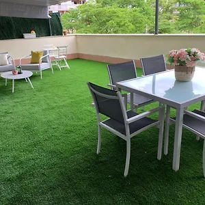 Espectacular Piso Con Fascinante Terraza Near Barcelona Apartamento